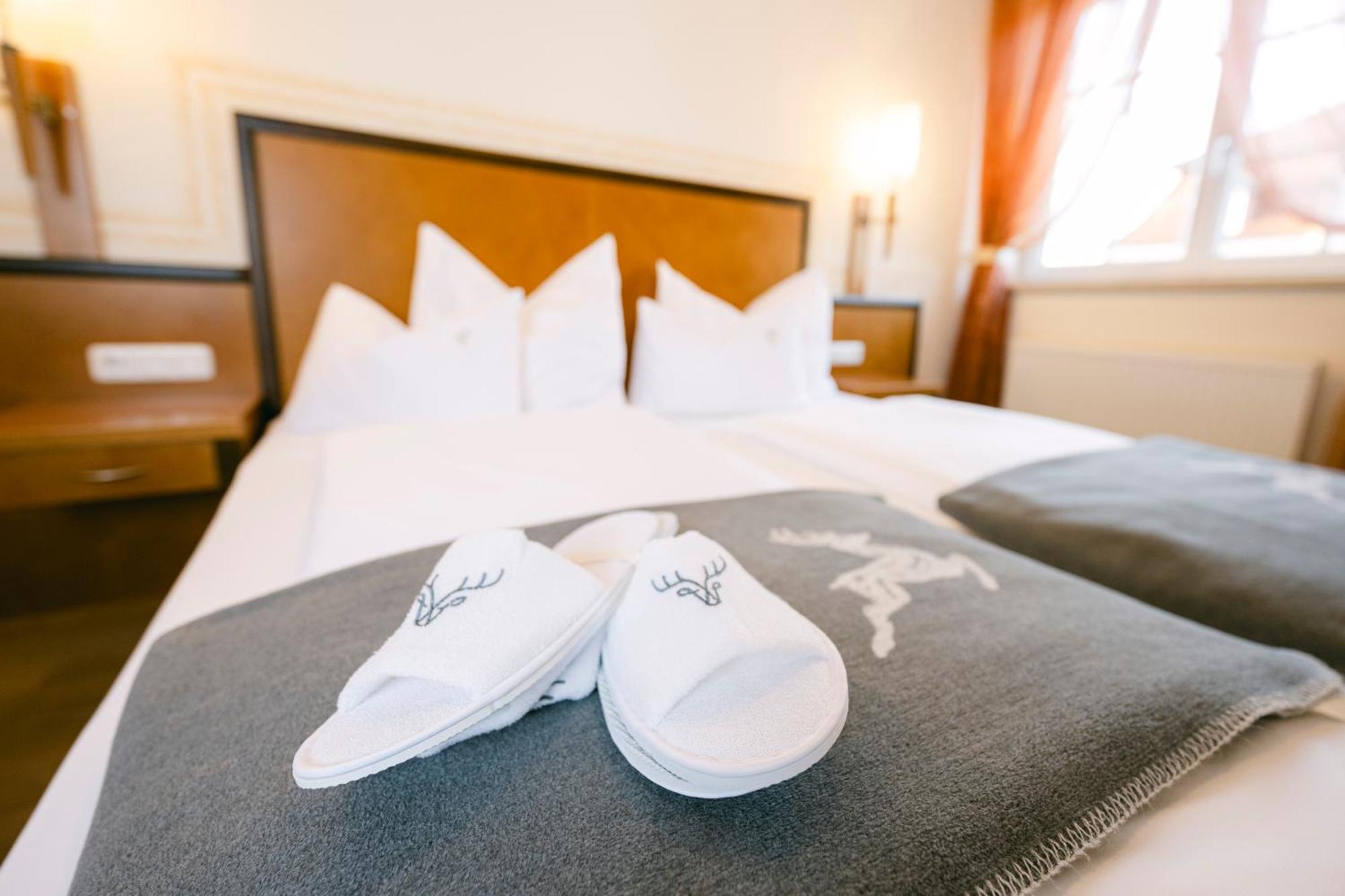 Gasthof Hotel Jaegerwirt Strasswalchen Exteriör bild